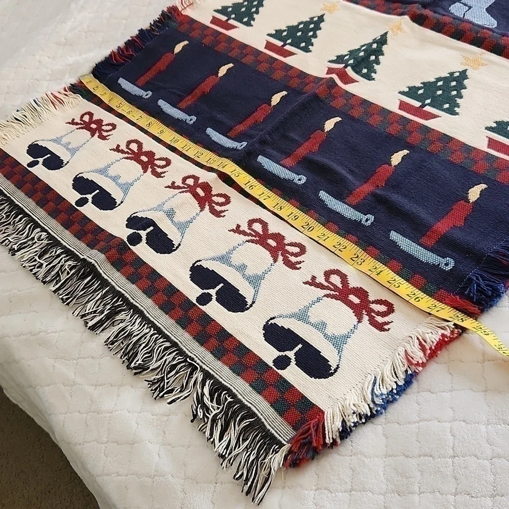 New Carpet Throw Christmas With fringe Hem Holidays Decor Vintage - Picture 10 of 11